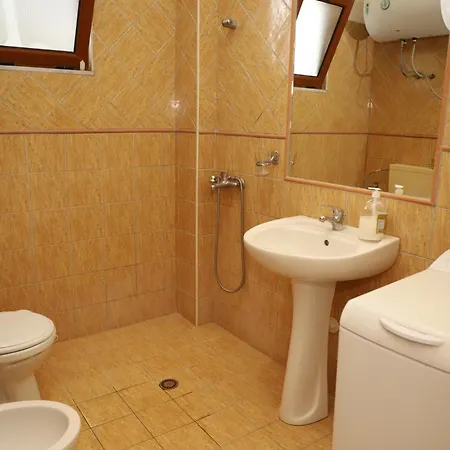 Countryside * Polican